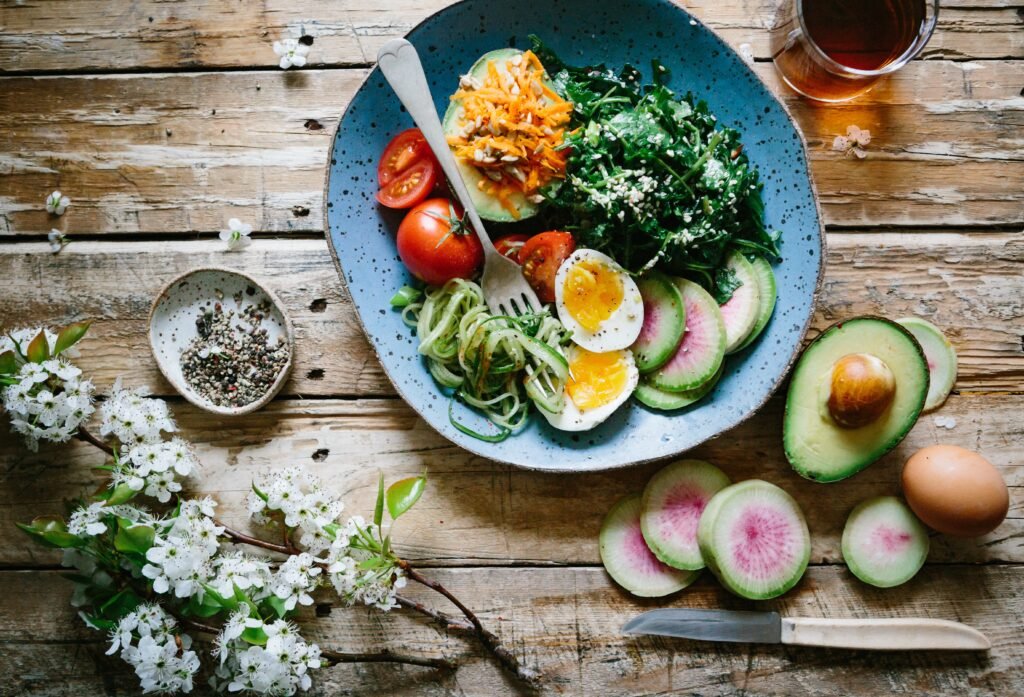The Importance of Healthy Eating for Home Fitness